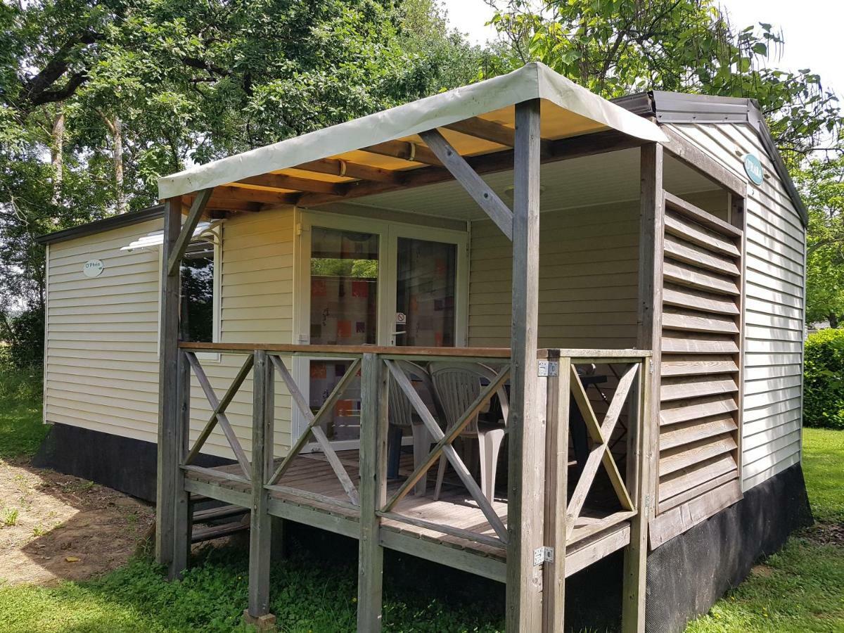 Camping Le Mouliat Hotel Moncrabeau Exterior photo